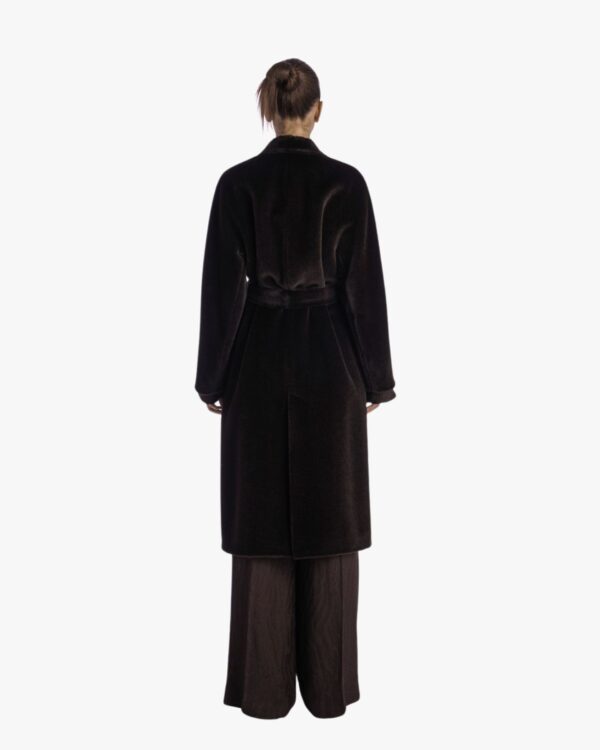 DOUBLE-BREASTED COAT IN SURI ALPACA BEA - Image 4