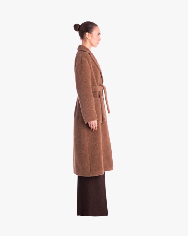 BABY LAMA COAT CARAMEL - Image 2