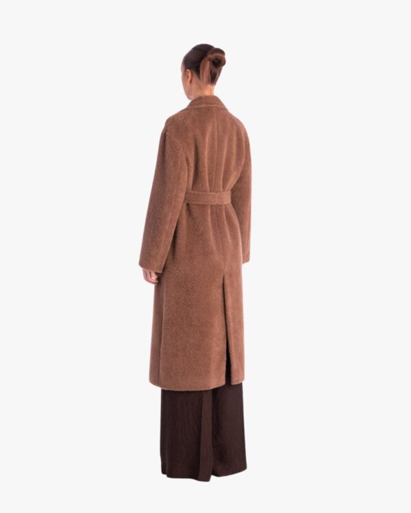 BABY LAMA COAT CARAMEL - Image 3